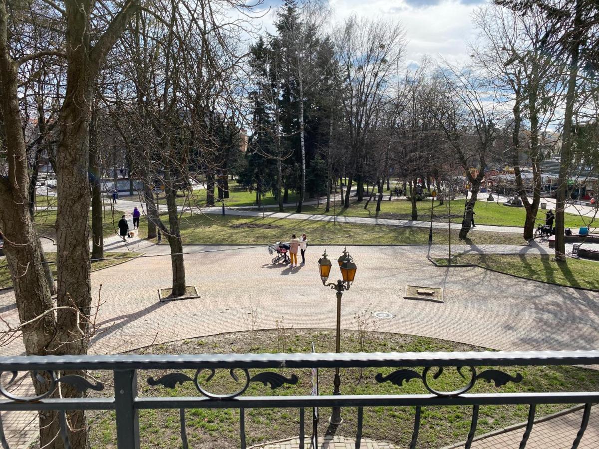 Park Apartment Vinnytsia Exteriör bild