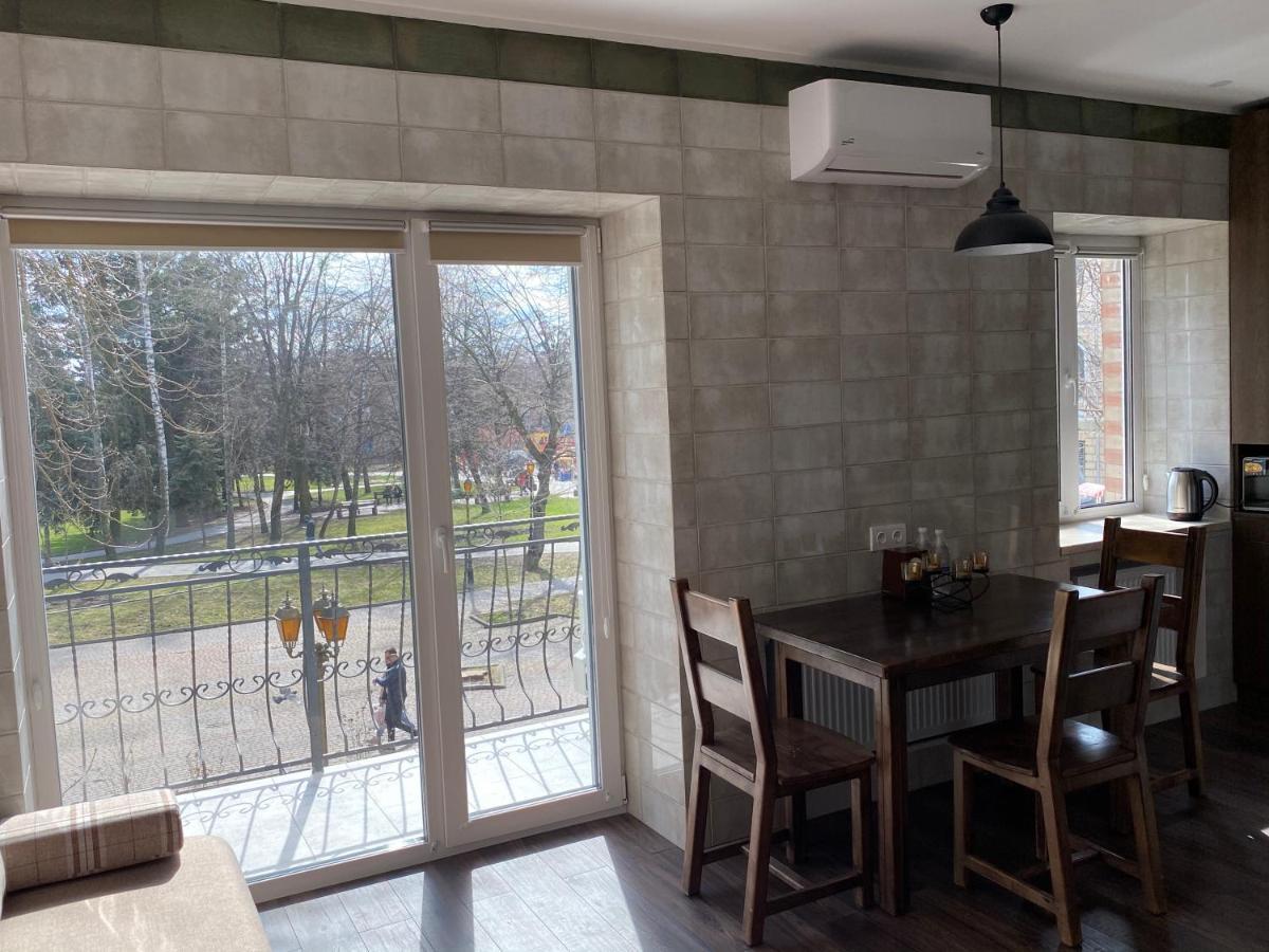 Park Apartment Vinnytsia Exteriör bild
